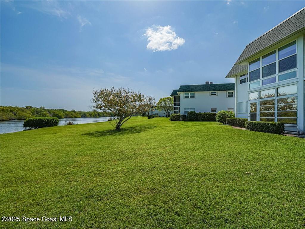 2800 Indian River Boulevard, Vero Beach, FL 32960