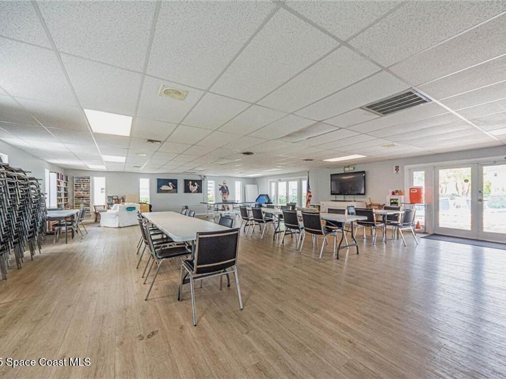 2800 Indian River Boulevard, Vero Beach, FL 32960