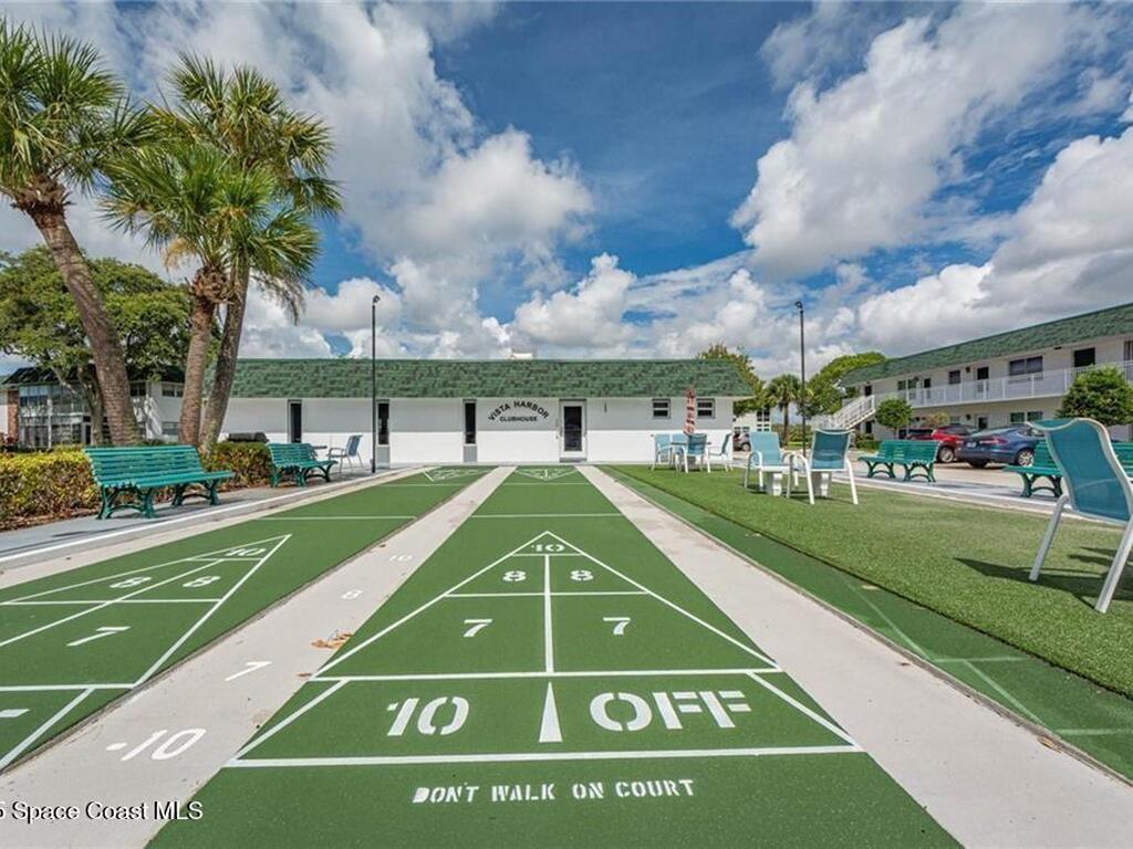 2800 Indian River Boulevard, Vero Beach, FL 32960