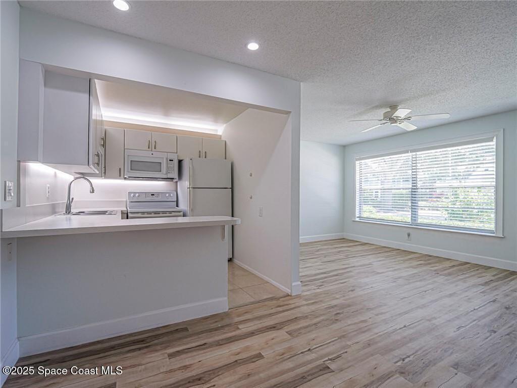 2800 Indian River Boulevard, Vero Beach, FL 32960