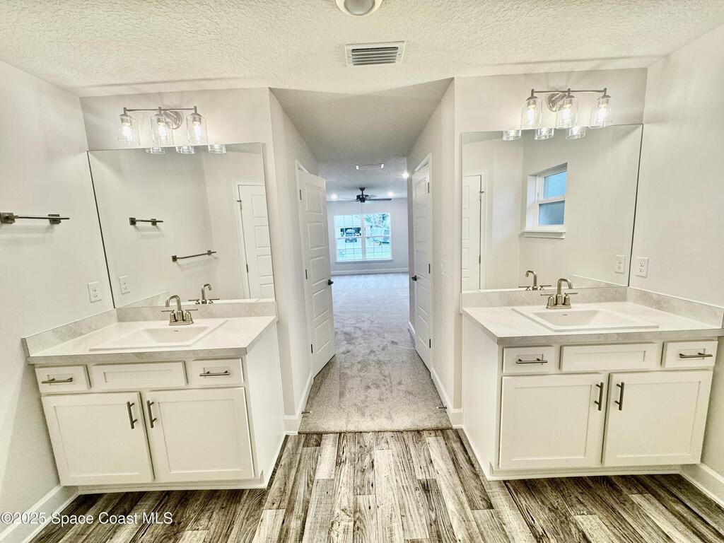 725 De Groodt Road, Palm Bay, FL 32908