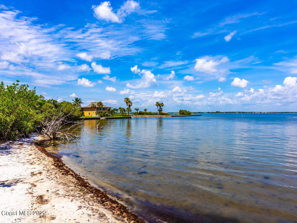315 Island Drive, Melbourne Beach, FL 32951