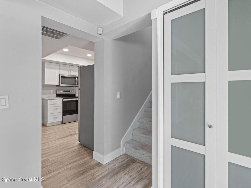 654 Cedar Side Circle, Palm Bay, FL 32905