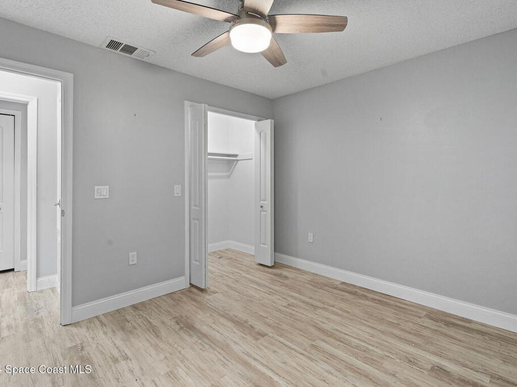 654 Cedar Side Circle, Palm Bay, FL 32905