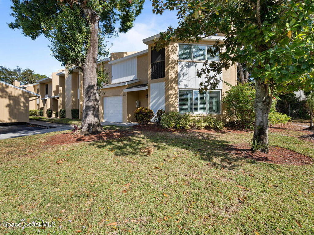 654 Cedar Side Circle, Palm Bay, FL 32905