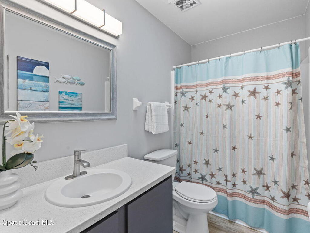 654 Cedar Side Circle, Palm Bay, FL 32905