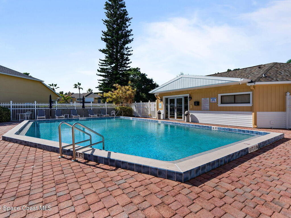 654 Cedar Side Circle, Palm Bay, FL 32905