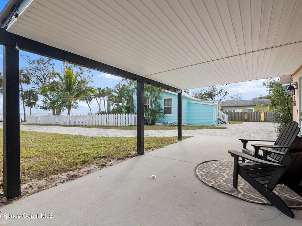 3945 Indian River Drive, Cocoa, FL 32926