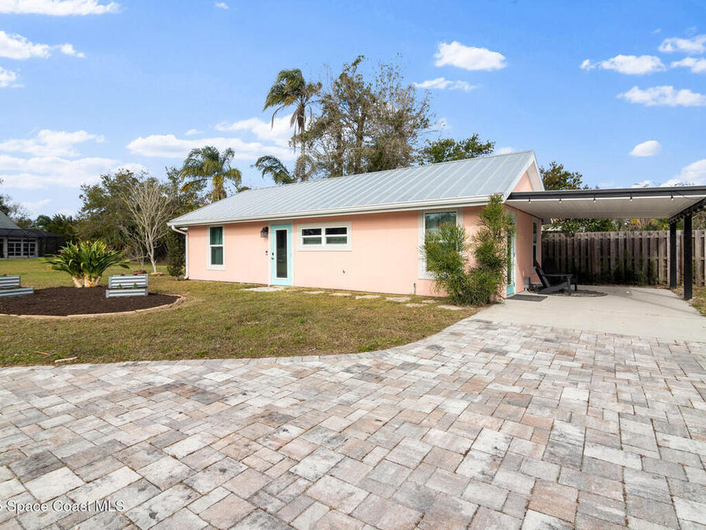 3945 Indian River Drive, Cocoa, FL 32926