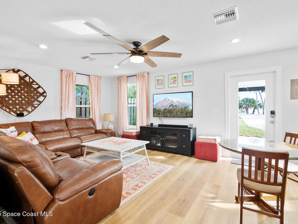 3945 Indian River Drive, Cocoa, FL 32926