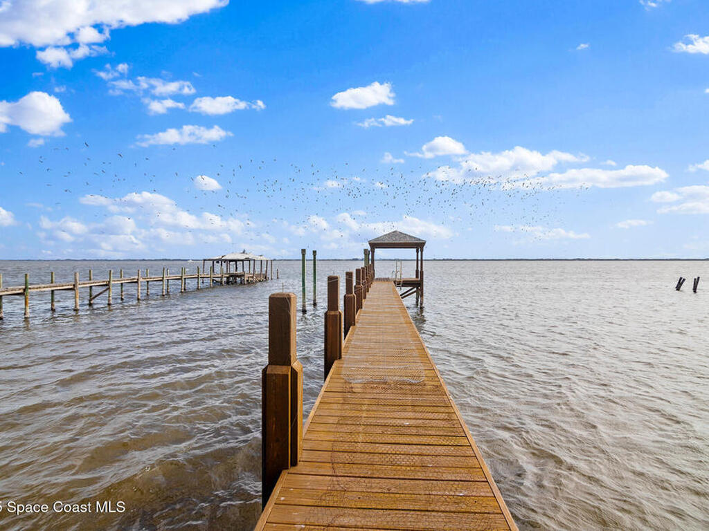 3945 Indian River Drive, Cocoa, FL 32926