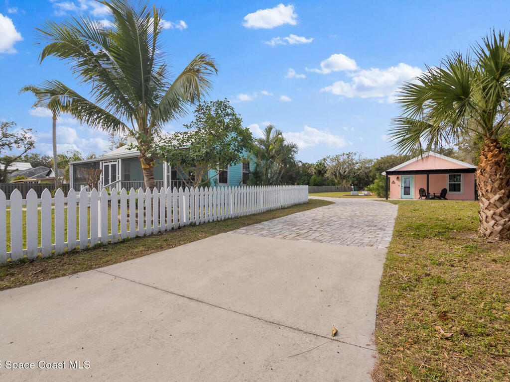 3945 Indian River Drive, Cocoa, FL 32926