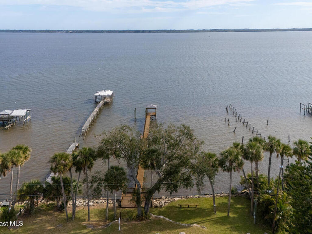 3945 Indian River Drive, Cocoa, FL 32926