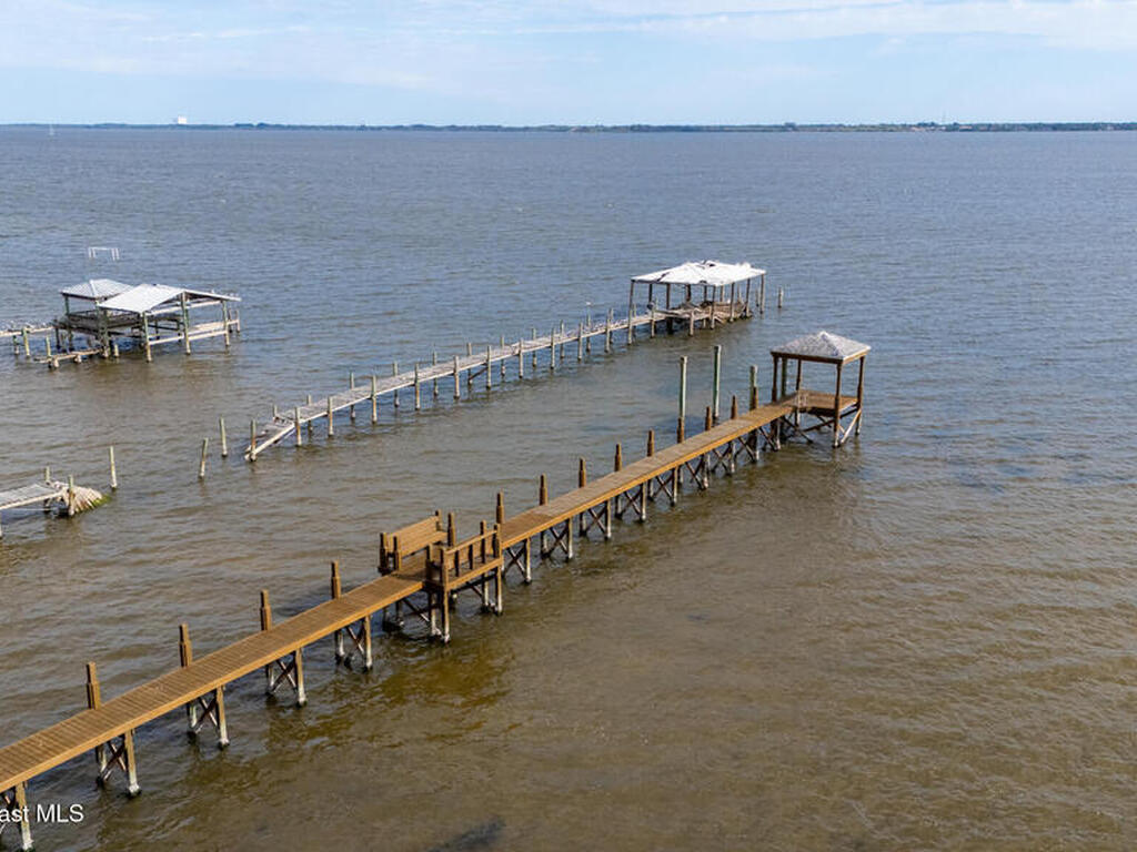 3945 Indian River Drive, Cocoa, FL 32926