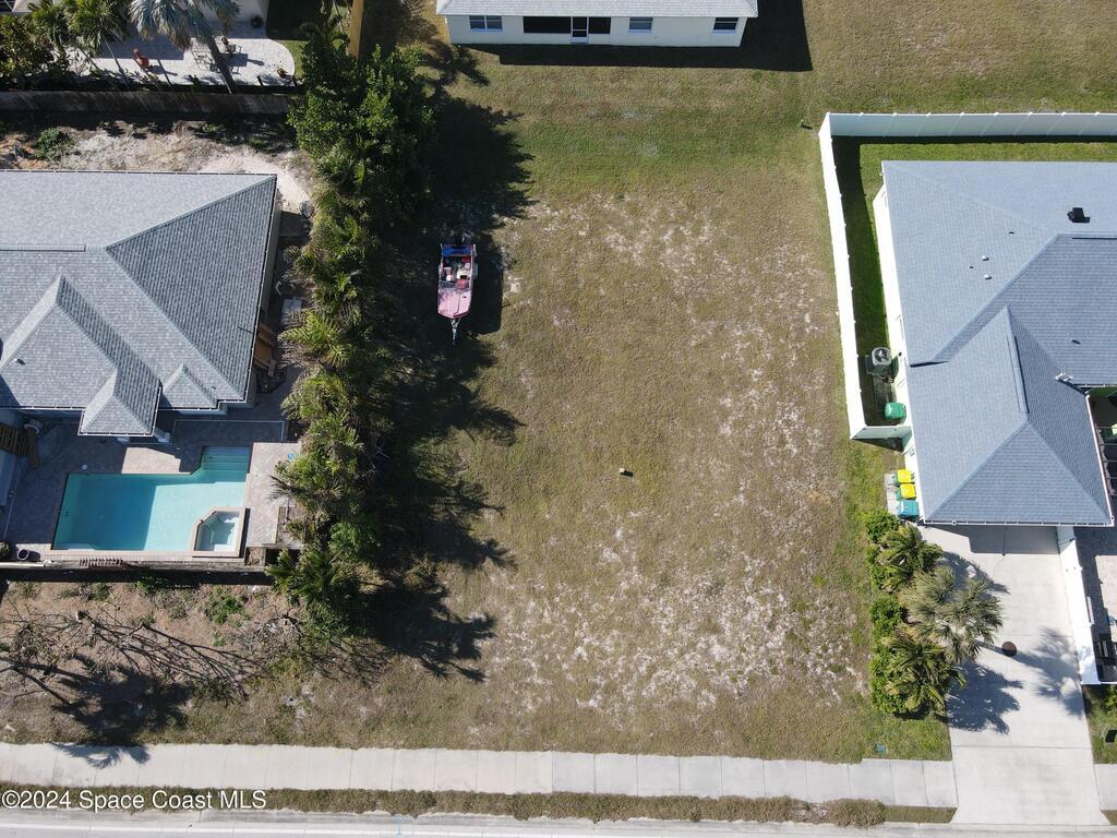 320 S Brevard Avenue, Cocoa Beach, FL 32931