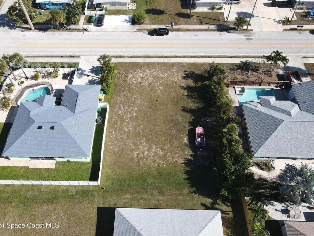 320 S Brevard Avenue, Cocoa Beach, FL 32931