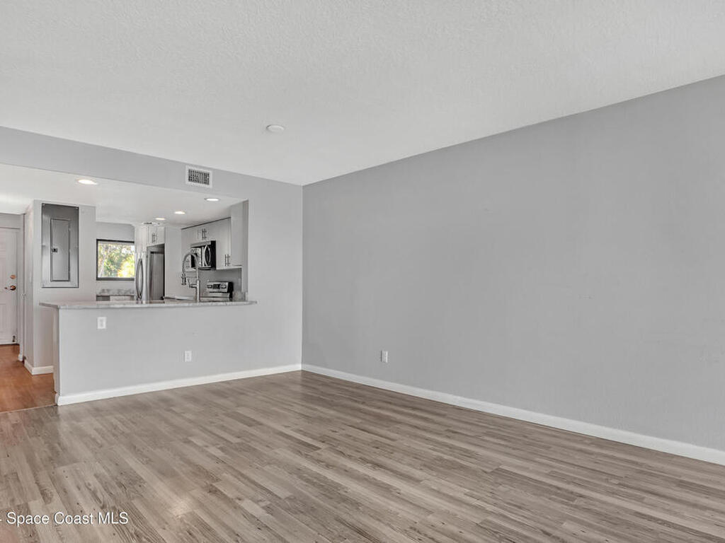 3901 Dixie Highway, Palm Bay, FL 32905