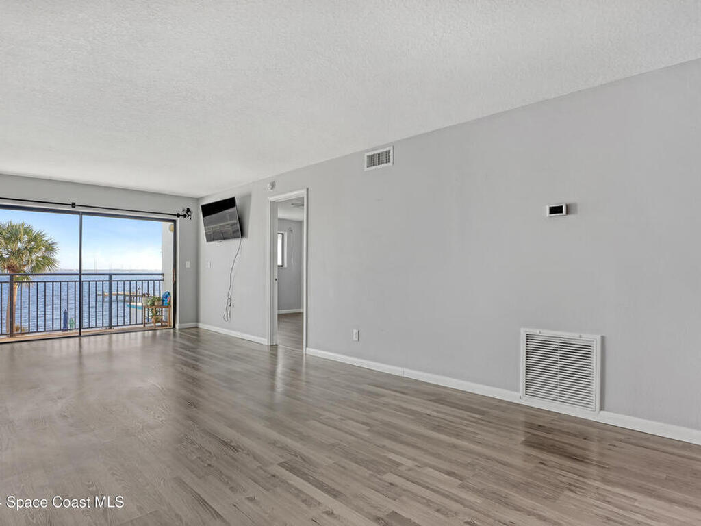 3901 Dixie Highway, Palm Bay, FL 32905