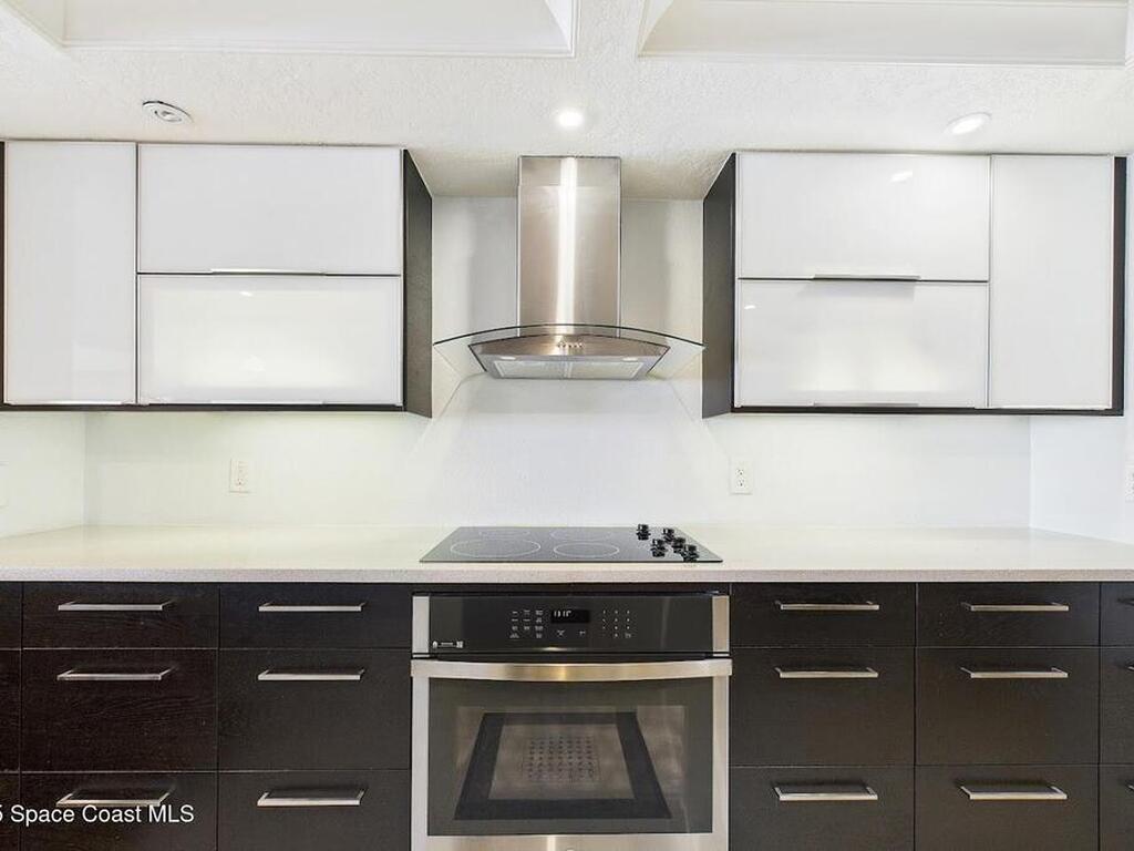 55 N 4th Street, Cocoa Beach, FL 32931