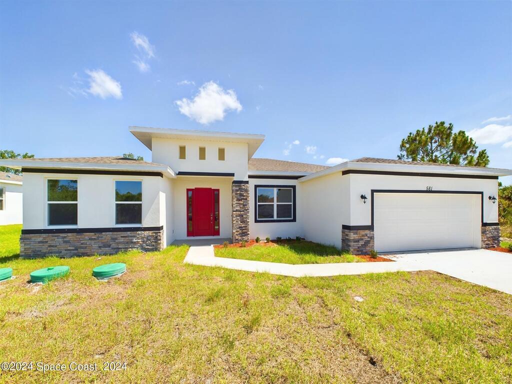 542 Lambright Street, Palm Bay, FL 32908