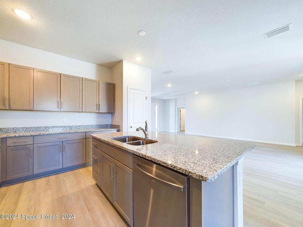 542 Lambright Street, Palm Bay, FL 32908