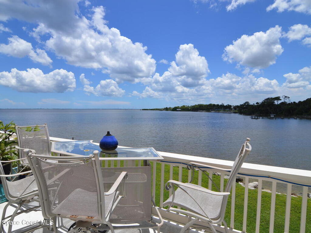 4997 Riveredge Drive, Titusville, FL 32780