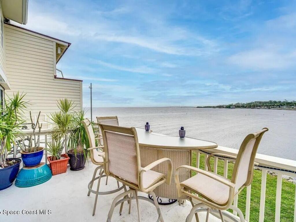 4997 Riveredge Drive, Titusville, FL 32780