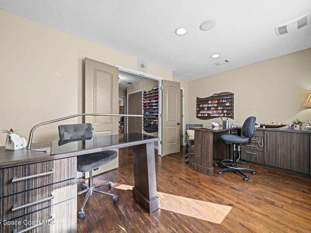 290 Parnell Street, Merritt Island, FL 32953