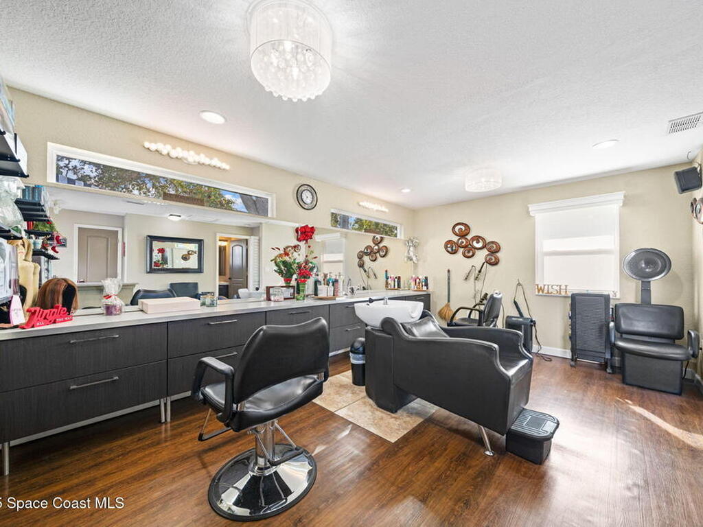 290 Parnell Street, Merritt Island, FL 32953