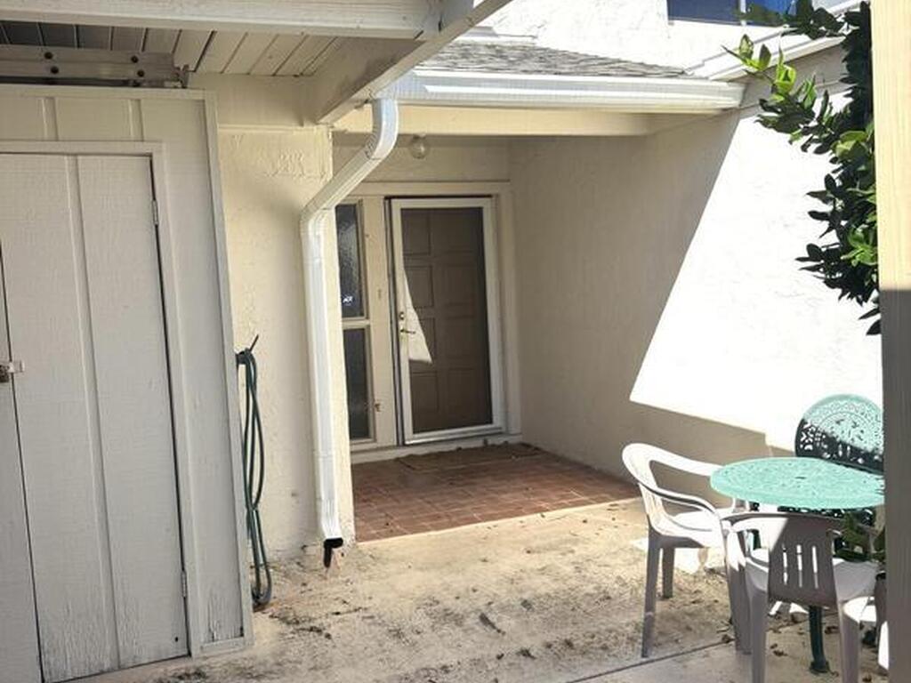 212 Augusta Way, Melbourne, FL 32940