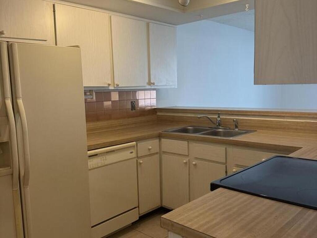 212 Augusta Way, Melbourne, FL 32940