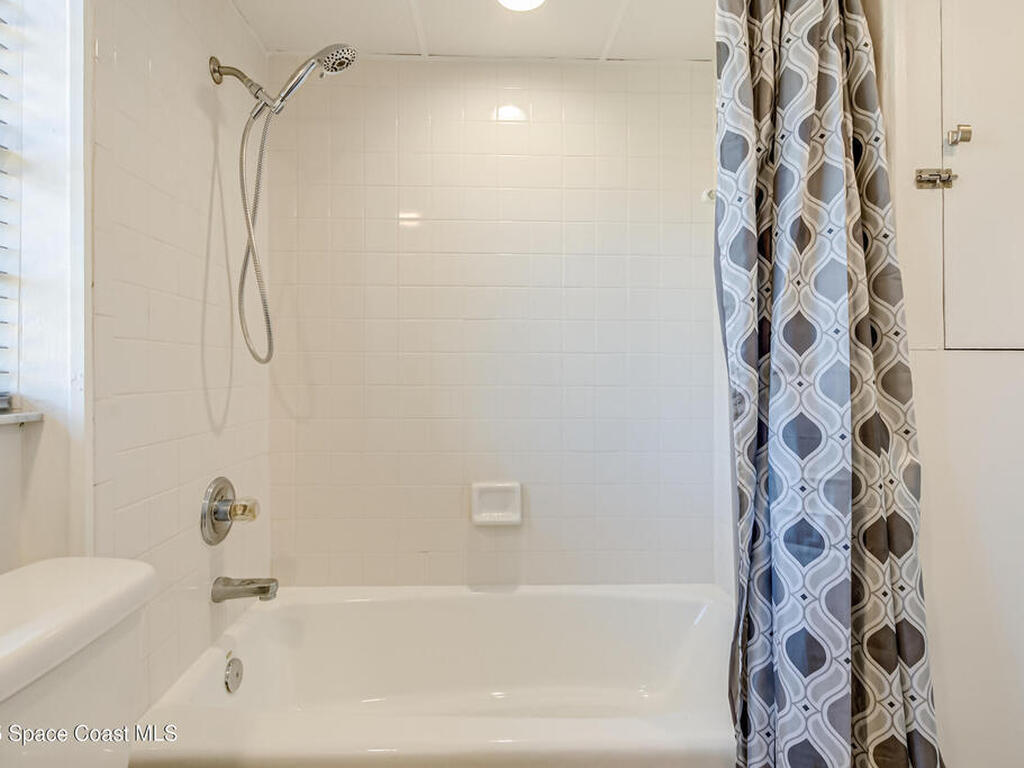 465 Jackson Avenue, Cape Canaveral, FL 32920