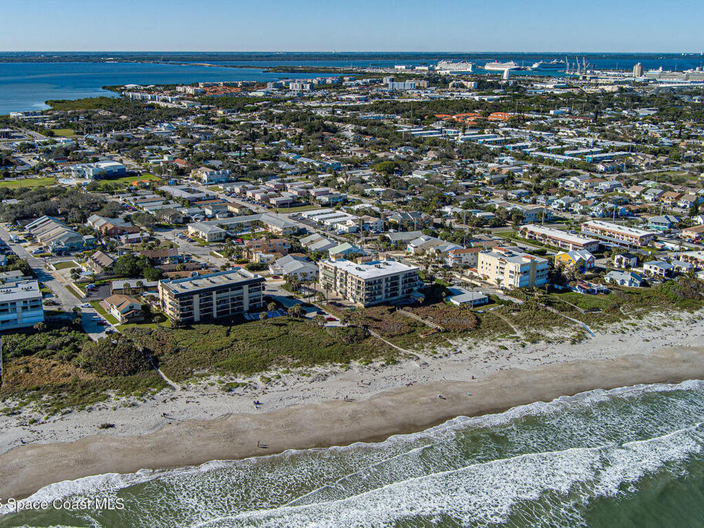 465 Jackson Avenue, Cape Canaveral, FL 32920