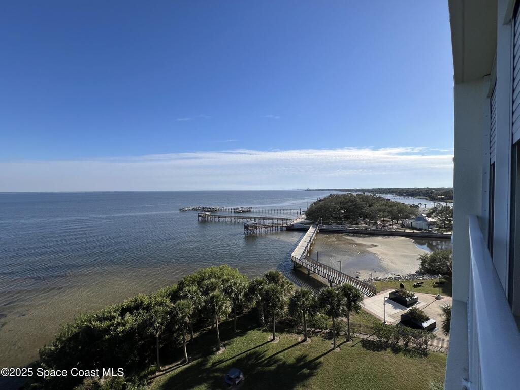 7 Indian River Avenue, Titusville, FL 32796