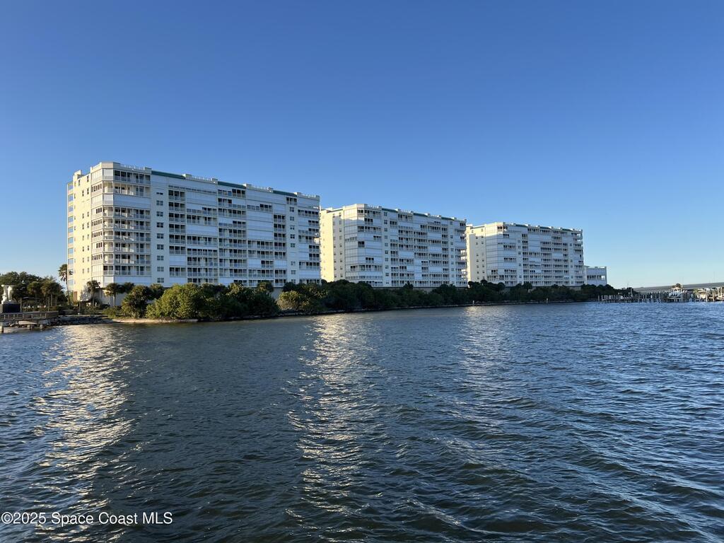 7 Indian River Avenue, Titusville, FL 32796