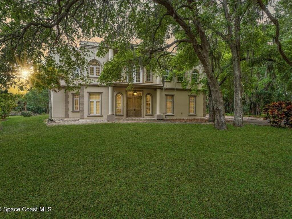 51 Bayshore Court, Rockledge, FL 32955