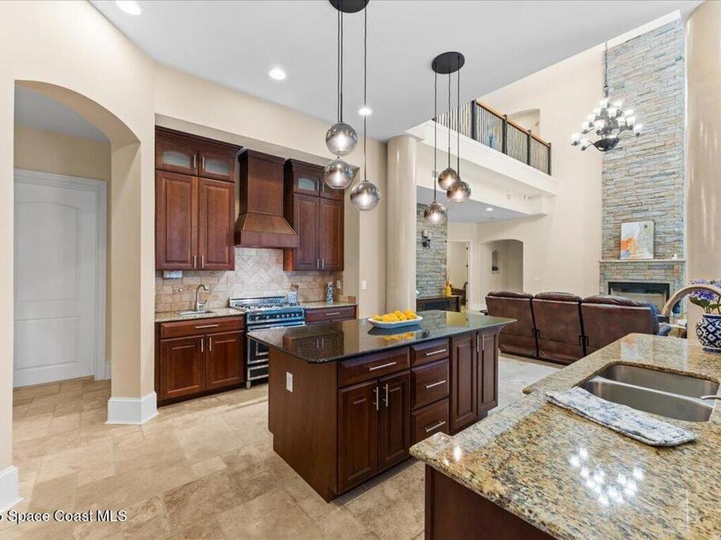 51 Bayshore Court, Rockledge, FL 32955