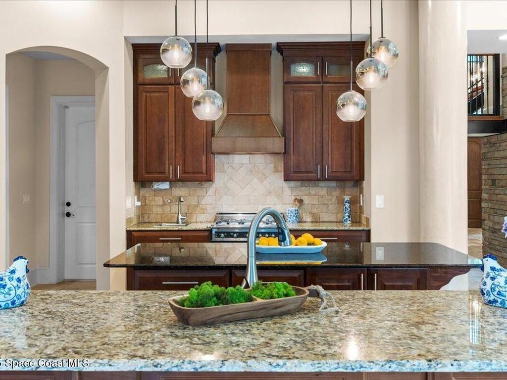 51 Bayshore Court, Rockledge, FL 32955