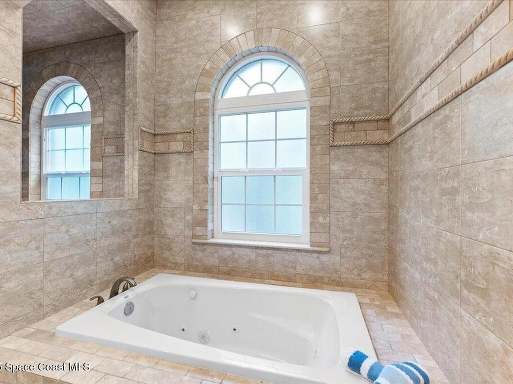 51 Bayshore Court, Rockledge, FL 32955