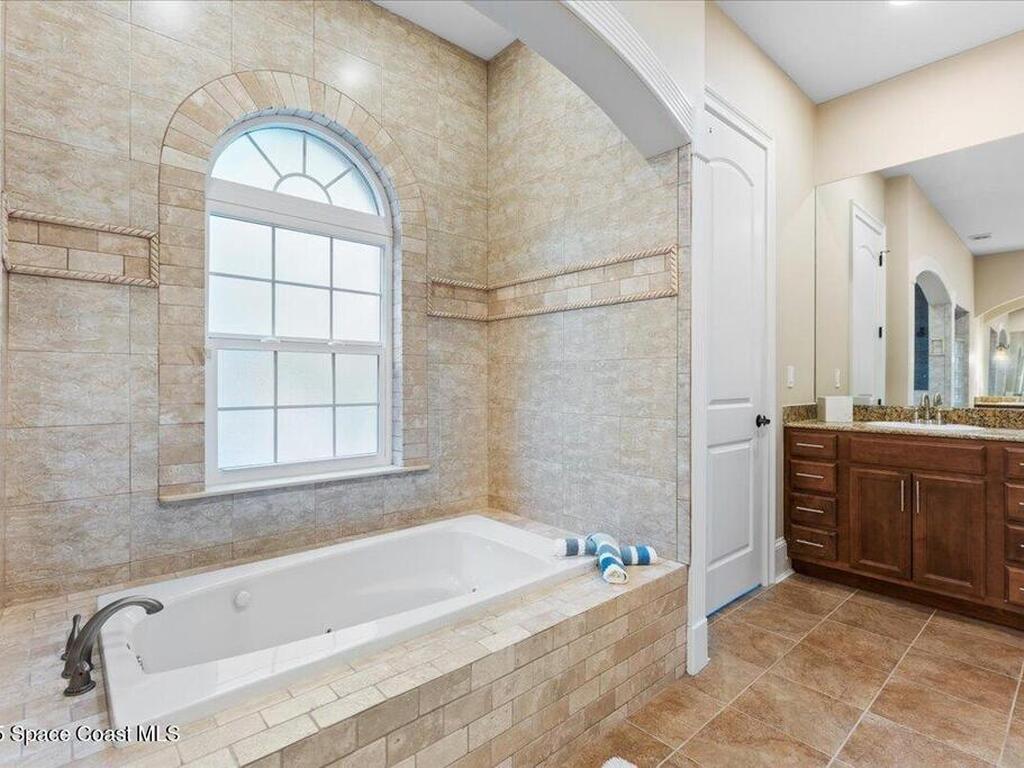 51 Bayshore Court, Rockledge, FL 32955