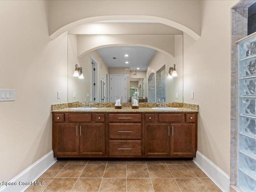 51 Bayshore Court, Rockledge, FL 32955