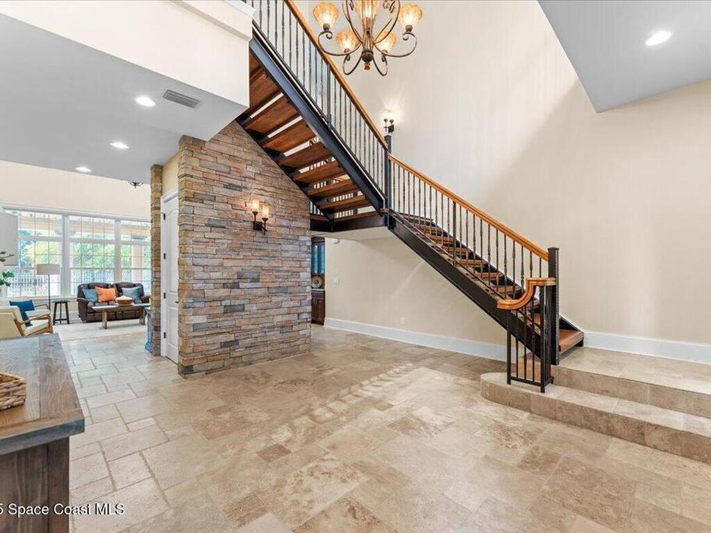 51 Bayshore Court, Rockledge, FL 32955