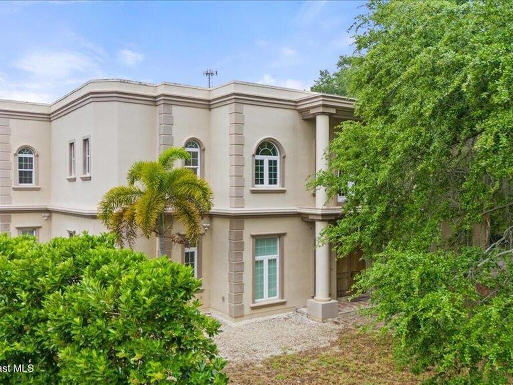 51 Bayshore Court, Rockledge, FL 32955