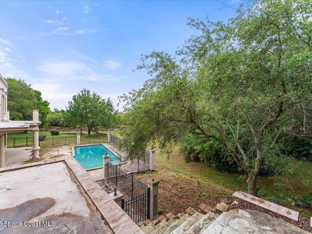 51 Bayshore Court, Rockledge, FL 32955