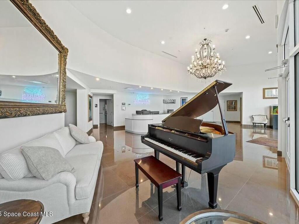 735 Pilot Lane, Merritt Island, FL 32952