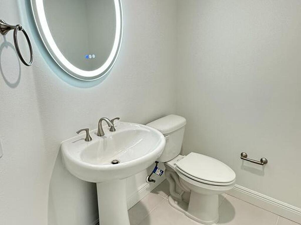 735 Pilot Lane, Merritt Island, FL 32952