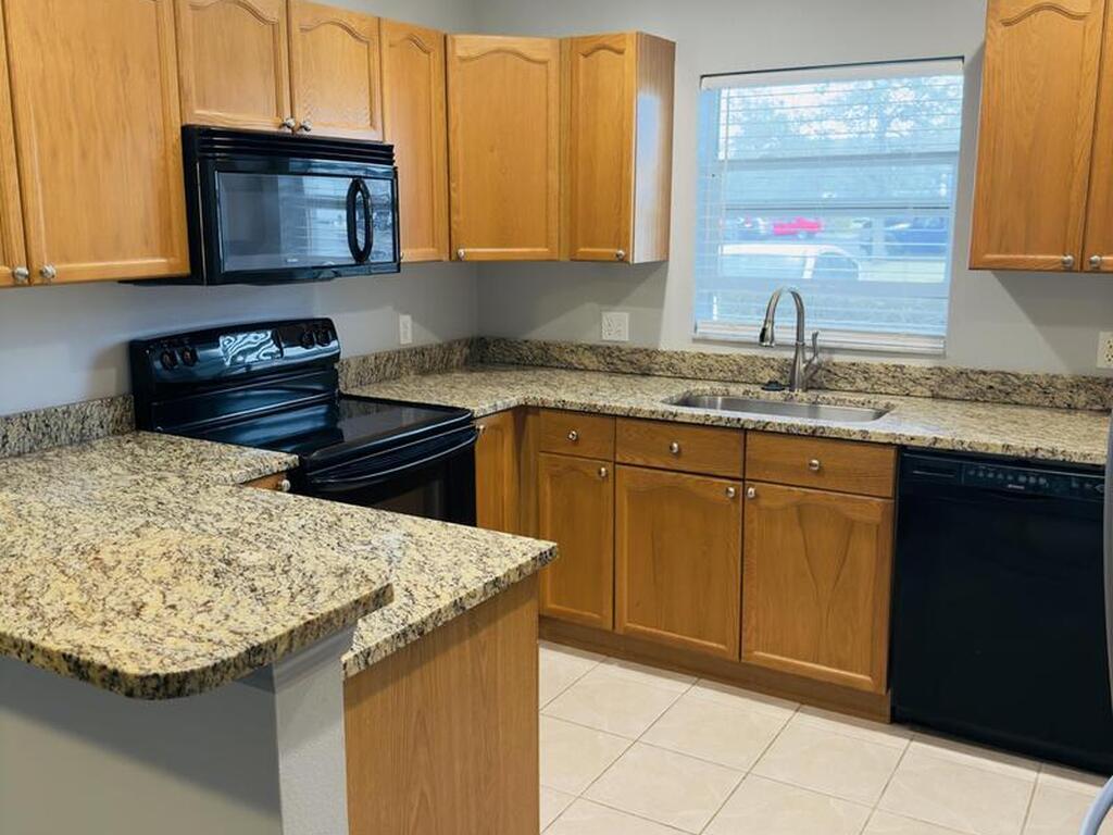 180 Portside Avenue, Cape Canaveral, FL 32920