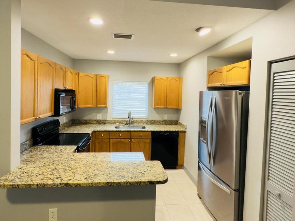 180 Portside Avenue, Cape Canaveral, FL 32920