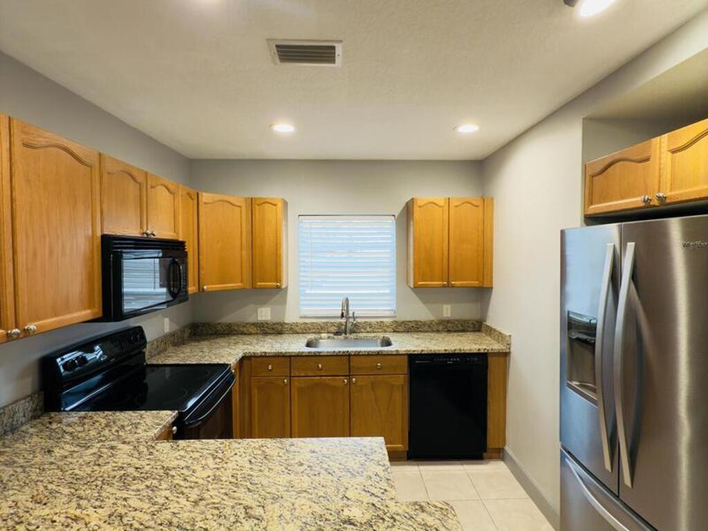 180 Portside Avenue, Cape Canaveral, FL 32920