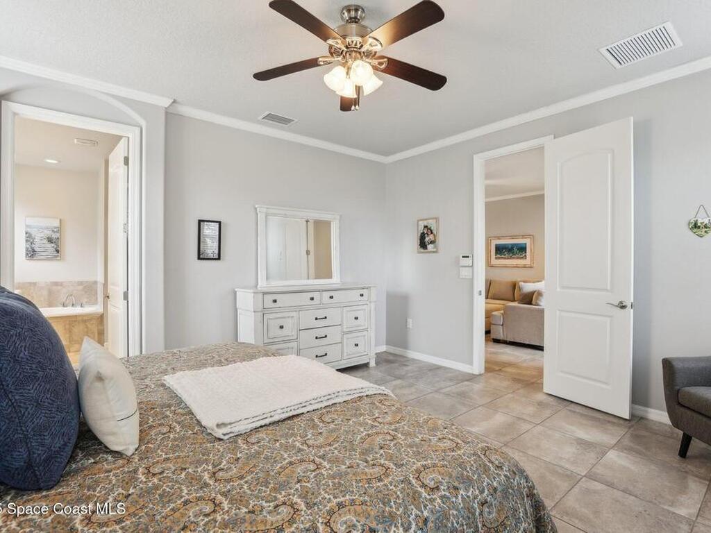 7823 Loren Cove Drive, Melbourne, FL 32940